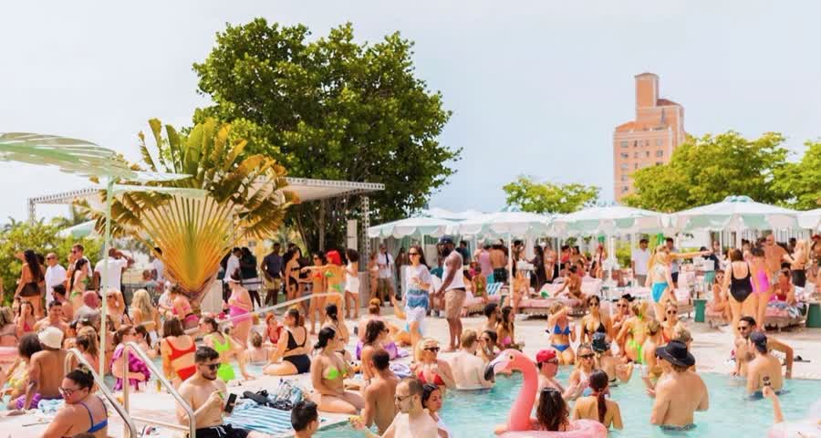 Goodtime Hotel Pool Party photo 1